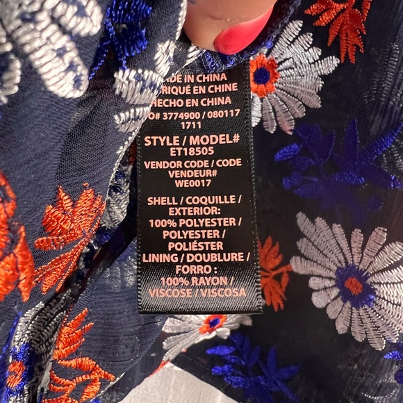 Anthropologie x Ella Moss Daisy Embroidered Top - Picture 8 of 8